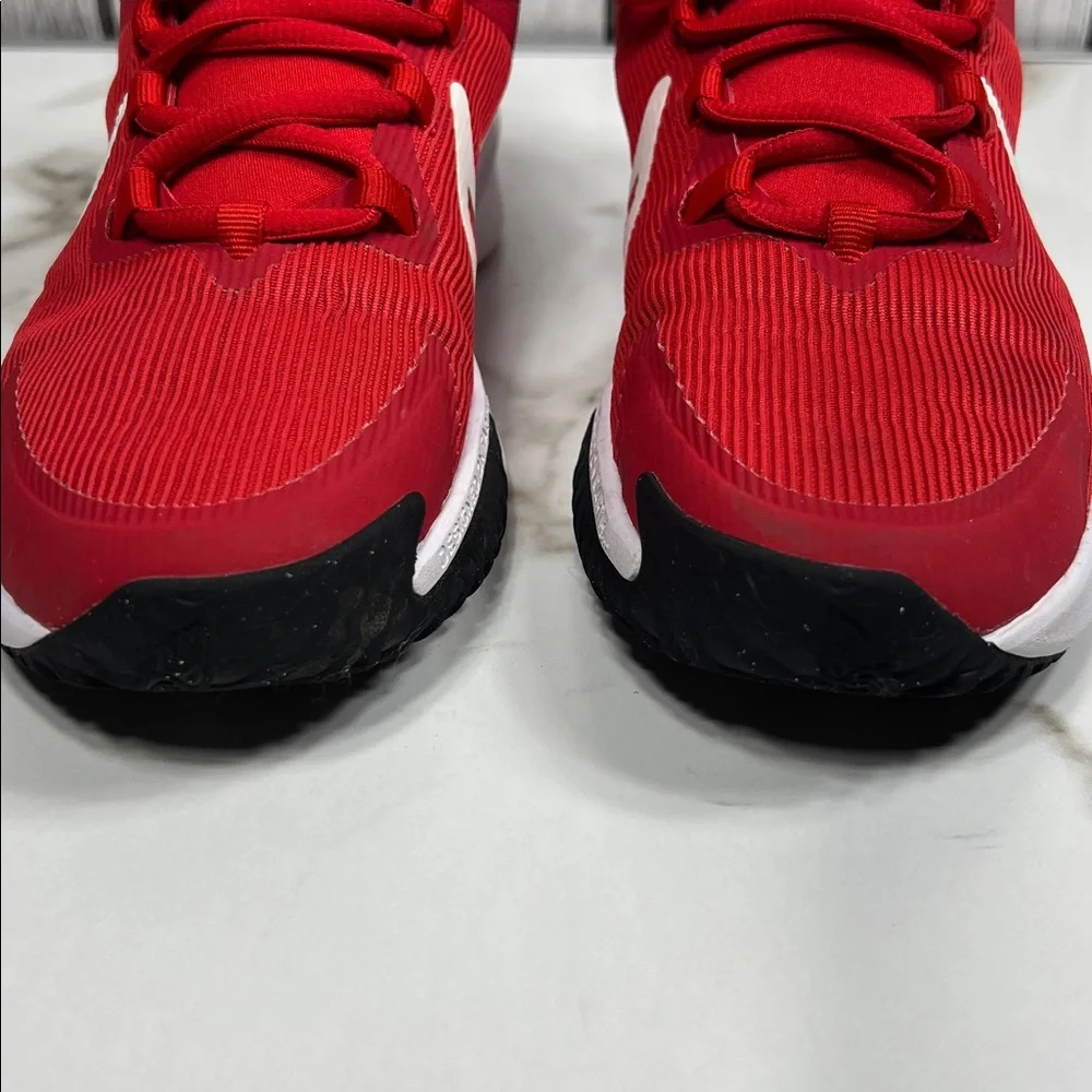 Nike red/white Star Runner shoes size 6Y